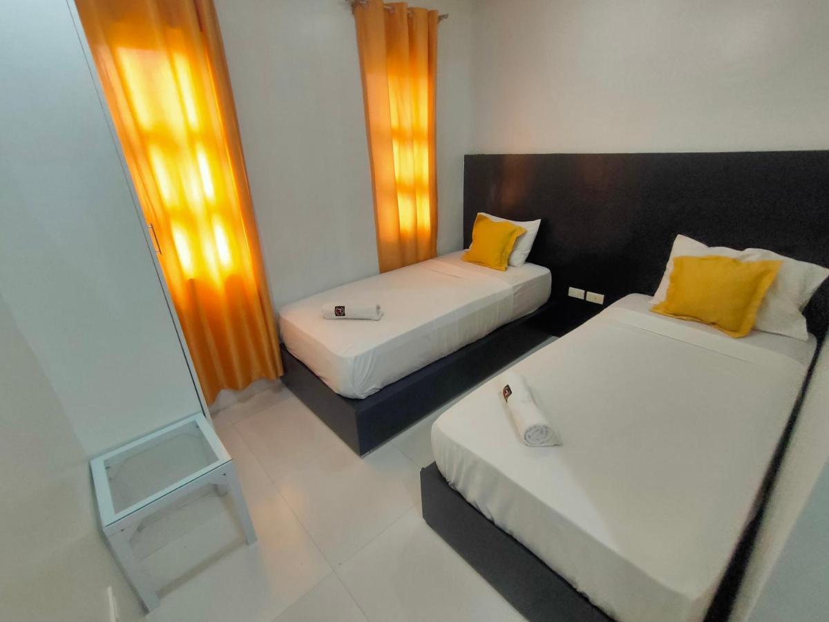 Villa Rosita Hotel Naga City By Reddoorz Eksteriør bilde