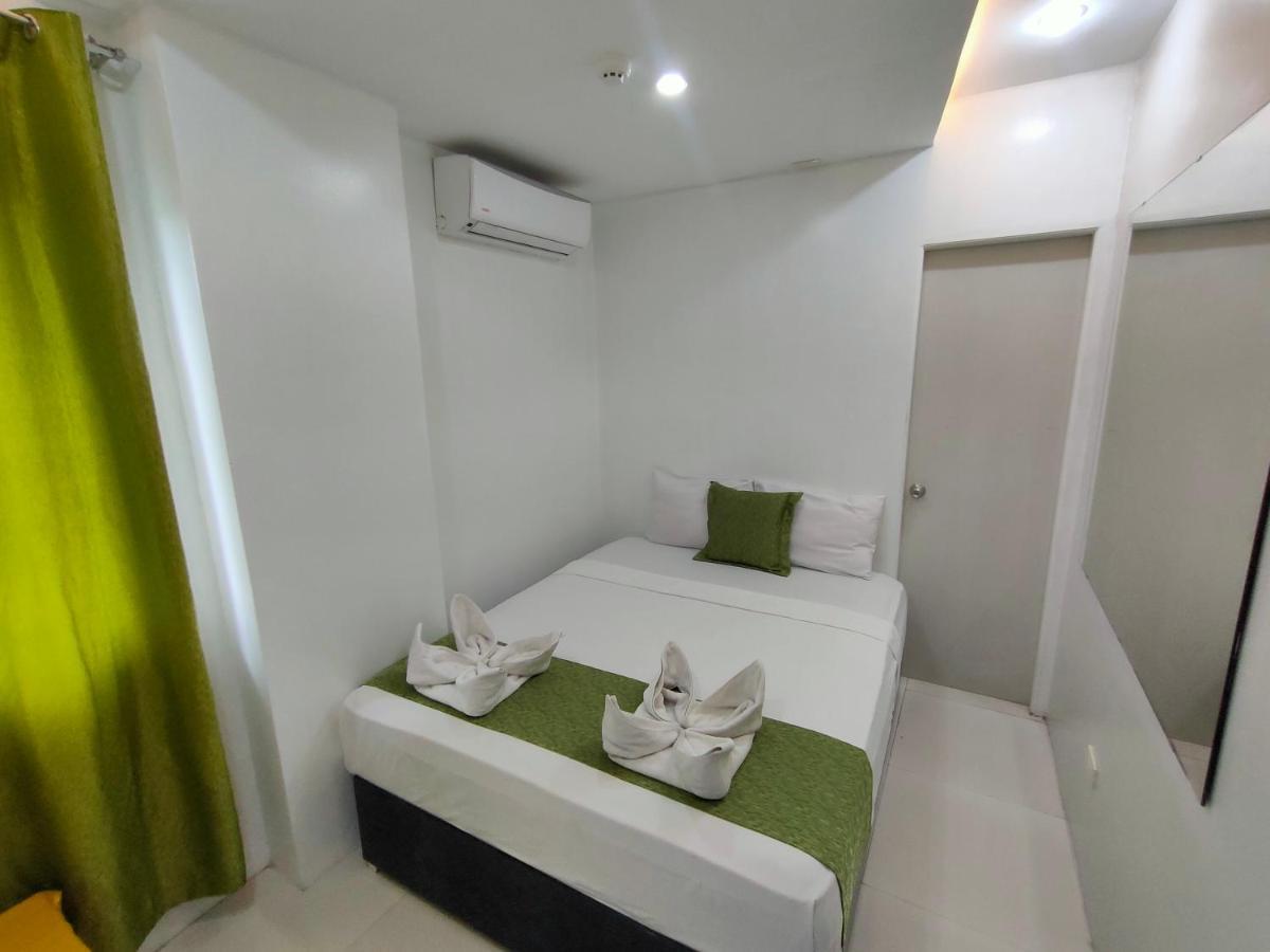 Villa Rosita Hotel Naga City By Reddoorz Eksteriør bilde