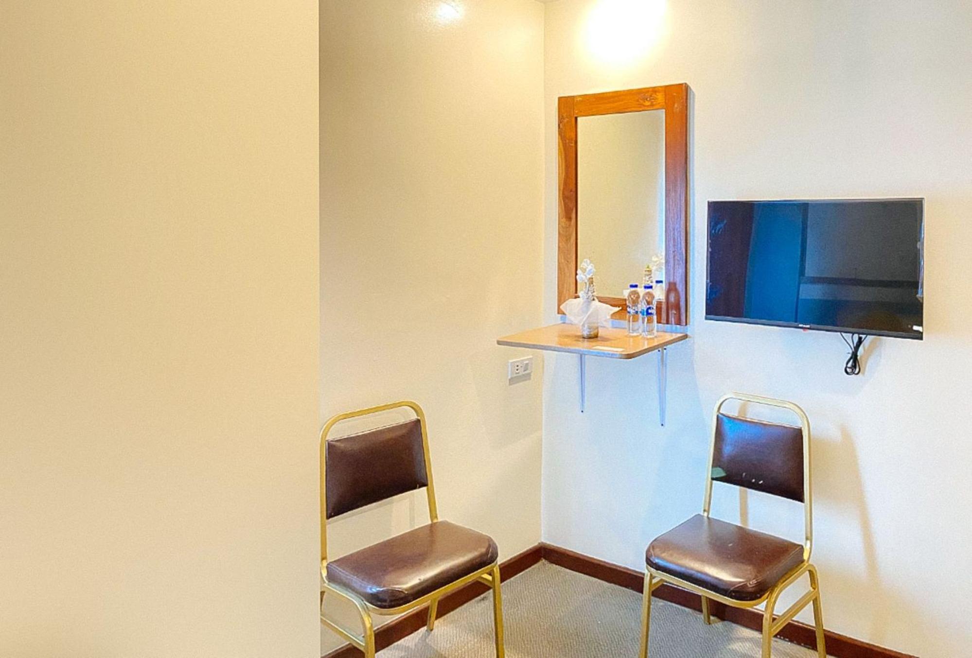 Villa Rosita Hotel Naga City By Reddoorz Eksteriør bilde
